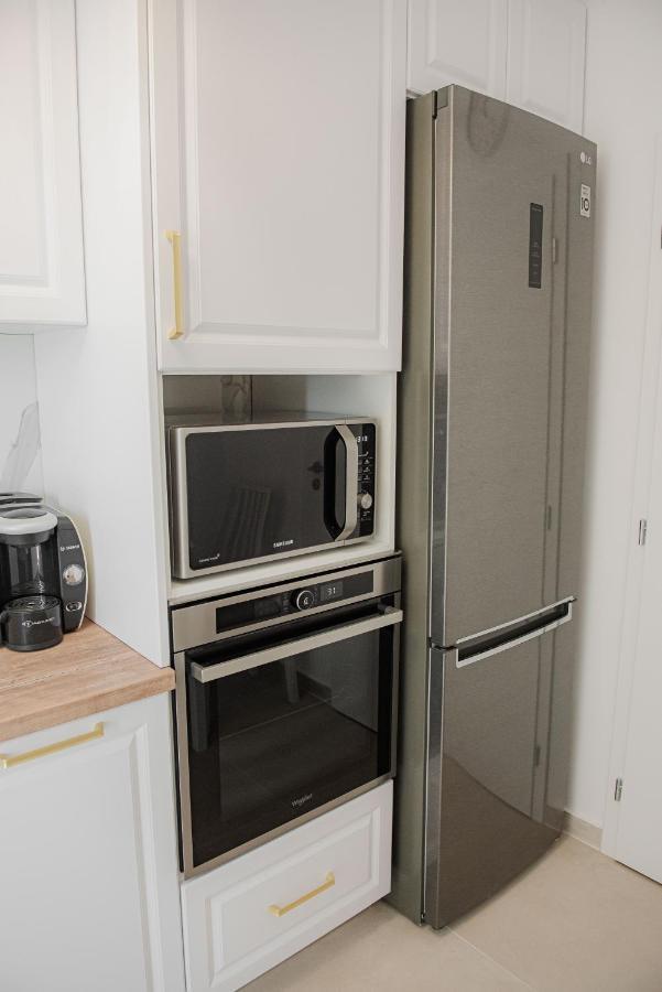 Modern Apartment In تيميشورا المظهر الخارجي الصورة