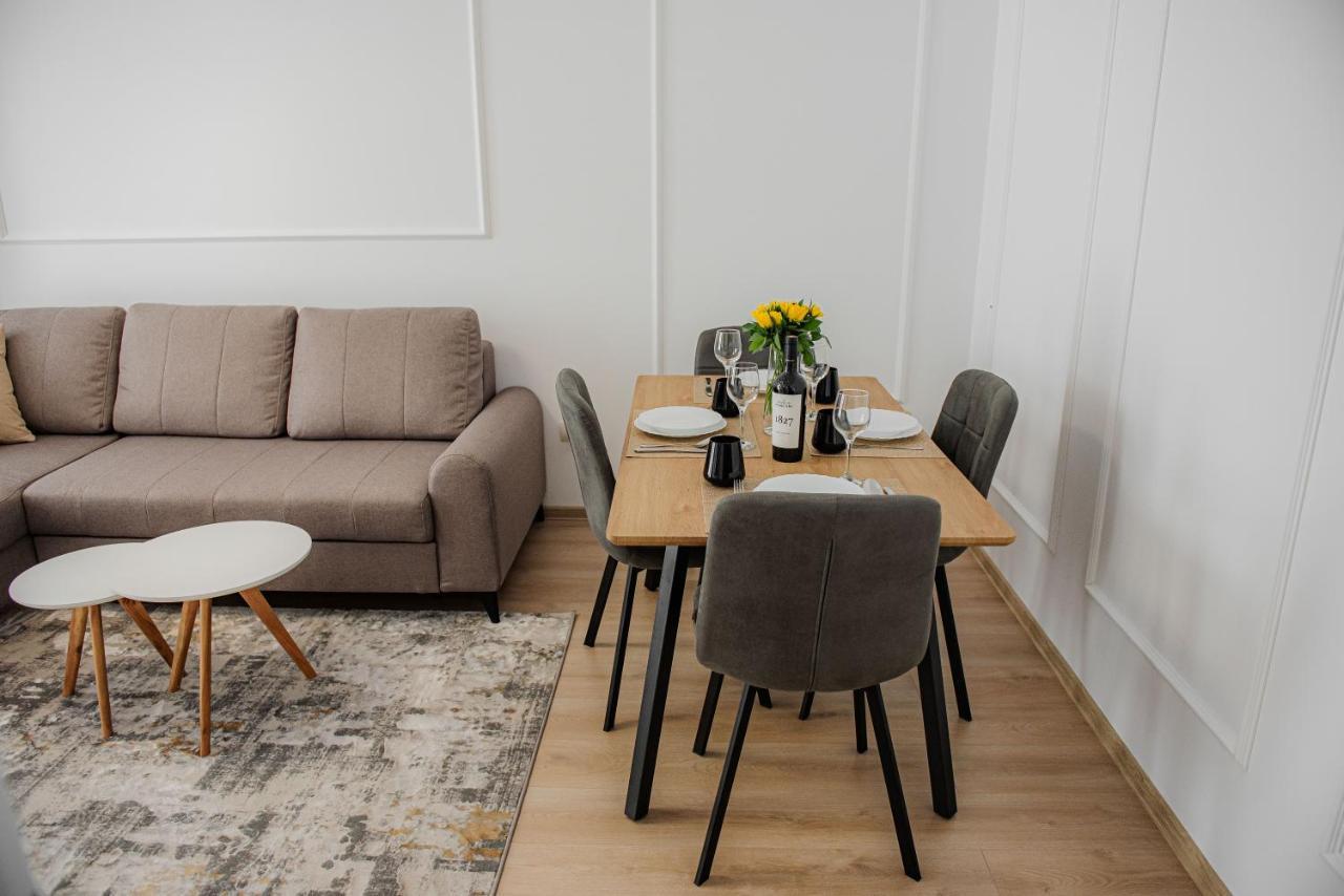 Modern Apartment In تيميشورا المظهر الخارجي الصورة