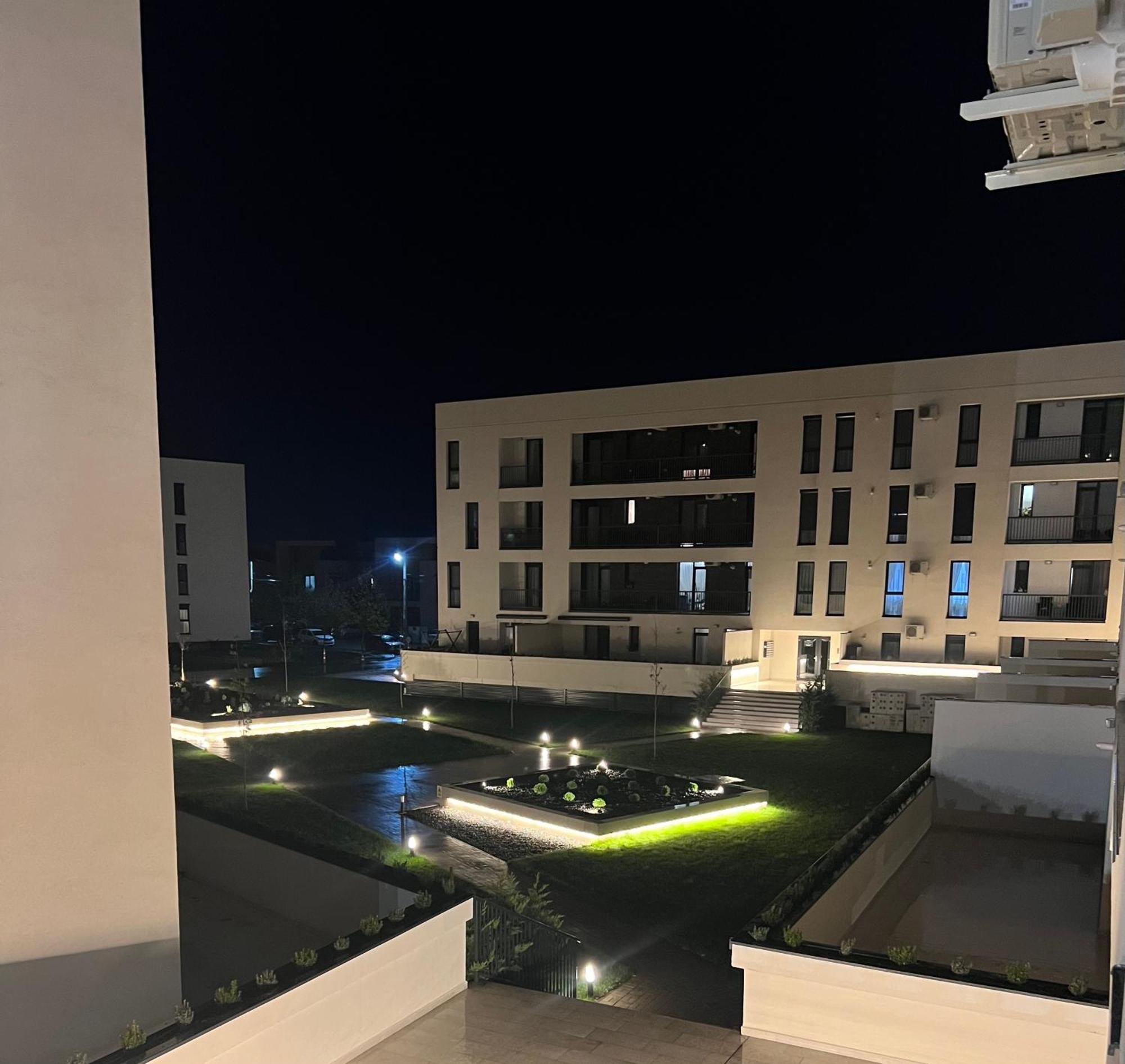 Modern Apartment In تيميشورا المظهر الخارجي الصورة
