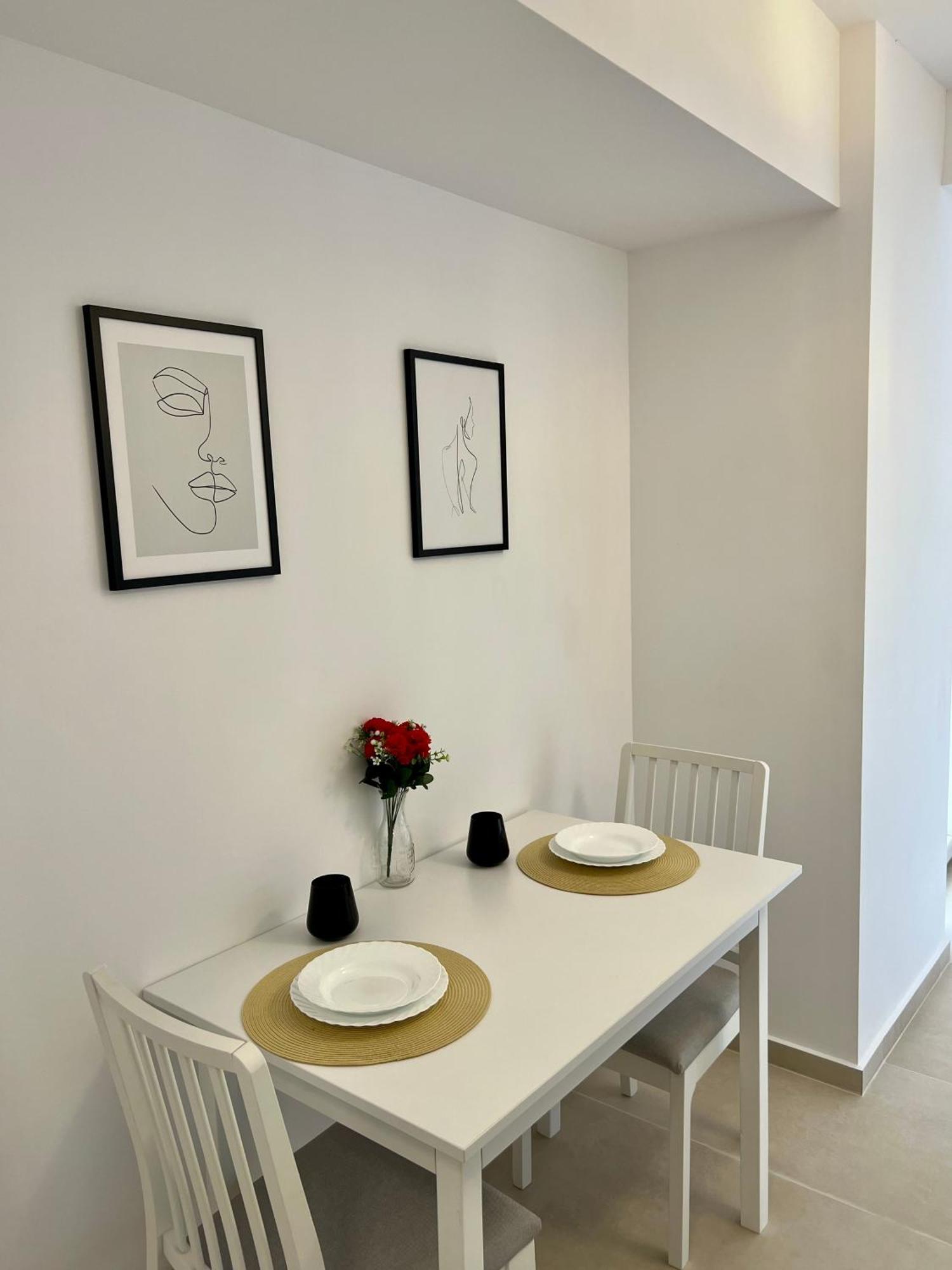 Modern Apartment In تيميشورا المظهر الخارجي الصورة
