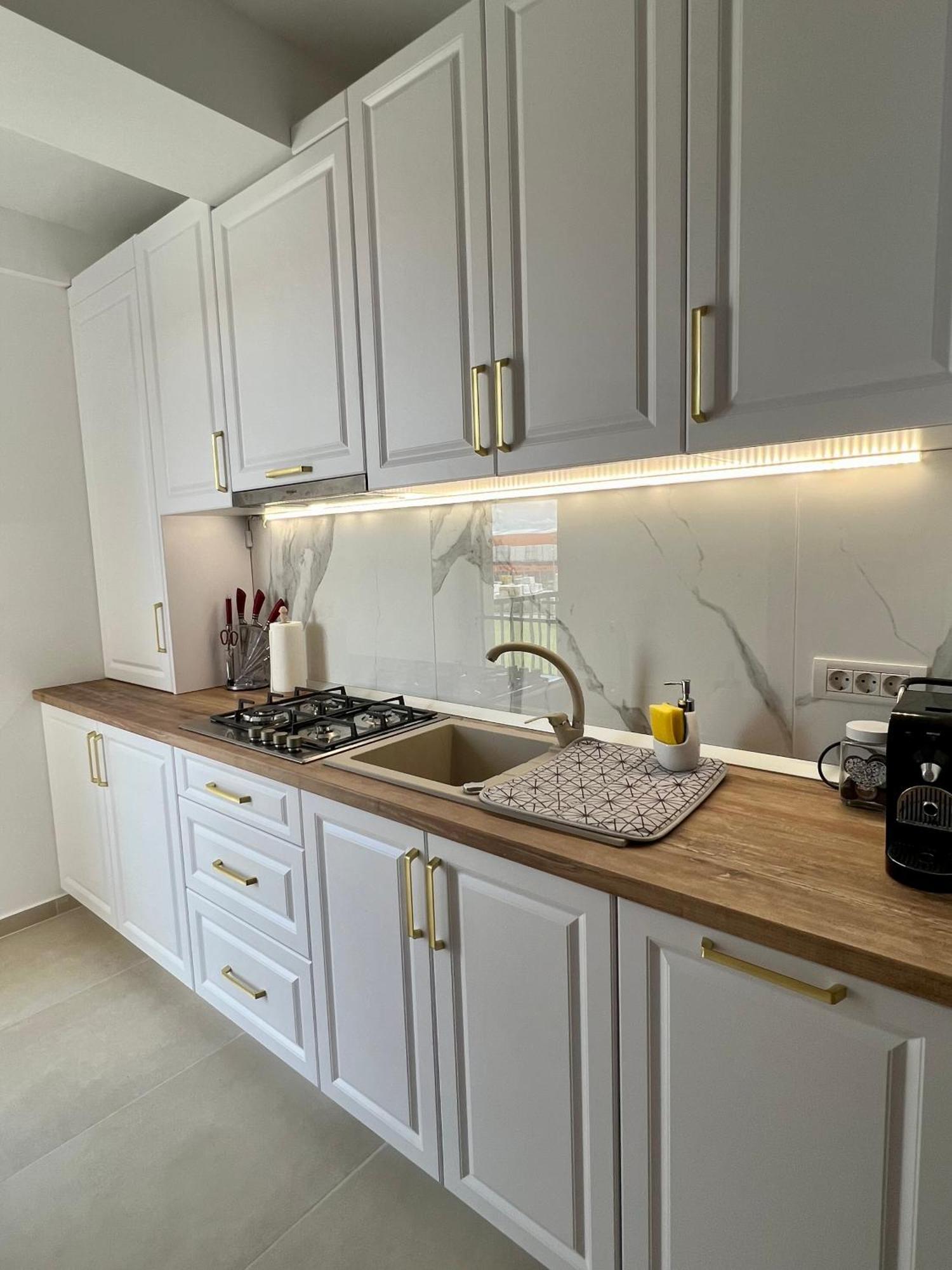 Modern Apartment In تيميشورا المظهر الخارجي الصورة